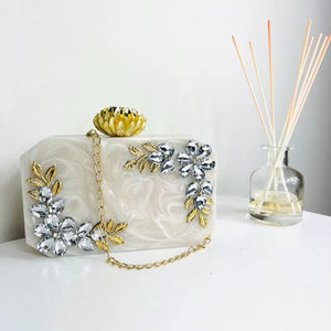 Bolso de Mano Moderno de Resina Epoxi para Mujer |   Bolso de Mano de Diseño Ecológico e Impermeable de Alta Gama |   Cóctel de Boda para Ocasiones Formales - Product Image 1