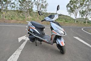 Dài phạm vi 36V 15ah pin lithium điện xe tay ga với đèn <span class=keywords><strong>LED</strong></span> Sạc Nhanh 55km phạm vi cho hàng ngày đi lại - Product Image 3