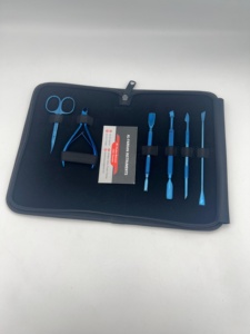 Juego de Herramientas de Manicura y Pedicura de Acero Inoxidable de Grado Quirúrgico, Color Azul Plasma, con Estuche de Cuero, Cortaúñas y Tijeras para Cutículas - Product Image 1