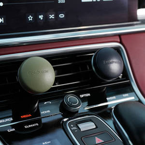 Difusor de Aroma Moderno y Lujoso para Auto, Marca Roadverse, Aroma Duradero a Fresia, Material de Plástico y Aleación, para Oficina y Ambientadores - Product Image 3