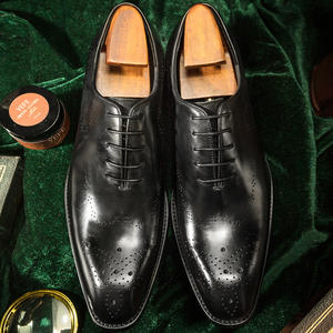 Chaussures habillées en cuir à lacets de style anglais pour homme, gravées, pour mariage, nouveau style, design tendance, entièrement en cuir - Product Image 2