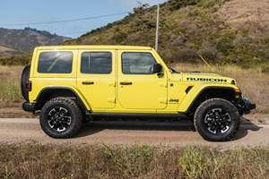 Wrangler Rubicon X 4xe 2024, Híbrido Enchufable de 375 HP, 4x4, Acabado Transparente de Alta Velocidad, Sin Modificar - Product Image 3
