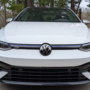 Volkswagen Golf R 2024 Usado, ~4,000 Millas, Transmisión Manual de 6 Velocidades, Motor Turbo de 4 Cilindros, Tracción en las Cuatro Ruedas, Sin Modificar - Product Image 1