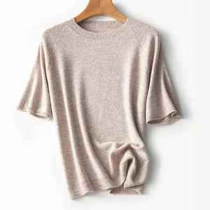 เสื้อยืดคอกลมผ้าวูลผสมสำหรับผู้หญิง ให้ความอบอุ่น น้ำหนักเบา กระชับพอดีตัว - Product Image 5