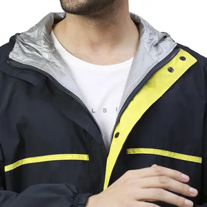 Veste d'hiver décontractée pour hommes 100% polyester vêtements d'extérieur en toile col à capuche coupe-vent de style urbain pour un look extérieur - Product Image 5