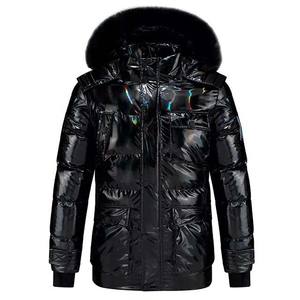 Recién llegado, chaquetas de hombre de alta calidad, fabricante, manga completa, color negro, 50% poliéster, 50% nailon, chaquetas acolchadas de invierno de calle alta - Product Image 1