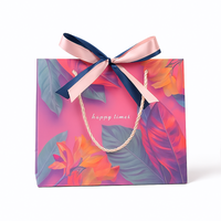 Sac en papier recyclable en carton ivoire 2025, vente directe usine, pour chaussures et vêtements, avec poignée longue, sérigraphié et surface vernie
