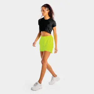 Hafif 4 yönlü streç kumaş % 90% Polyester % 10% Spandex elastik bel Neon kadınlar çekirdek 2 In 1 şort