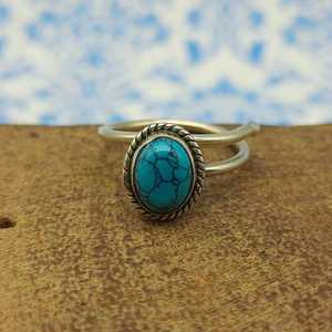 Superbe bague en pierres précieuses turquoise sertie d'une lunette délicate légère en argent sterling 925 martelé bijoux bohème en diamant - Product Image 4