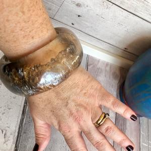 HL Nouvelle Arrivée Bleu Ondulation De L'eau Circulaire Résine De Mode Bracelet Simple Forme Géométrique Opaque Brillant Bracelet - Product Image 4