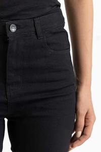 2025 venta al por mayor de alta calidad Casual señoras Jeans sueltos rectos de pierna ancha mujeres Jeans pantalones de mezclilla mujeres pantalones vaqueros de cintura alta - Product Image 2