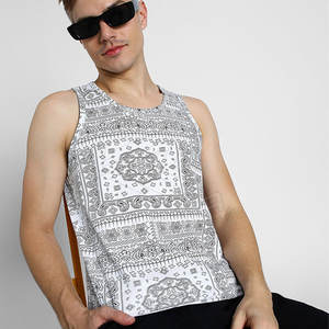 Camiseta sin mangas de algodón informal transpirable de alta calidad de verano OEM para hombre de talla grande para gimnasio - Product Image 2