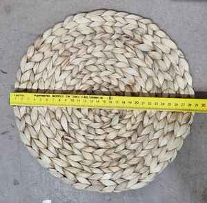 แผ่นรองจานผักตบชวาทอด้วยผ้าทอจากเวียดนามมีหลายขนาด /mr.leo + 84 965 467 267 - Product Image 3