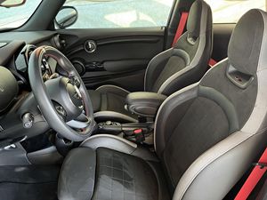 Mini Cooper John Cooper Works GP 2021, conduite à gauche, cuir # 2 705 à 3 000 unités fabriquées Différentiel à glissement limité Principalement non modifié - Product Image 3