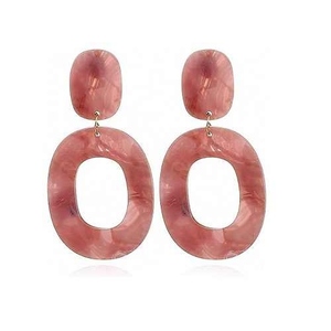Pendientes de resina ligeros hechos a mano para mujer estilo de moda único para fiestas y bodas - Product Image 1