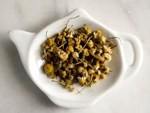 Fleurs de Camomille Séchées de Qualité Exceptionnelle, Botaniques pour Cosmétiques, Soins Personnels et Formulations à Base de Plantes, Disponibles au Meilleur Prix - Product Image 2