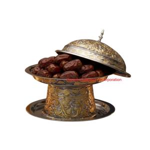 Bol à date plaqué argent de luxe avec support doré plat de service décoratif en métal pour les dattes et les bonbons pour le Ramadan et la décoration intérieure - Product Image 2
