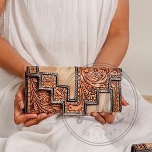 LW ใหม่ทําด้วยมือtooled bohoกระเป๋าสตางค์ช่องใส่เงินสดหนังแท้แฟชั่นตะวันตกผู้หญิงคลัทช์หนังวัวแฟชั่นตะวันตก - Product Image 2