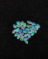 Opales naturelles d'Éthiopie Welo de qualité AAA en gros, 3x5mm, taille brillant, facettées, multi-feu, certifiées IGI, calibrées en vrac