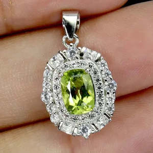 Colgante de Plata de Ley 925 de Calidad AAA+ con Peridoto Antiguo de 7x5mm, Joyería con Piedra Preciosa Natural Cus-Jew95 - Product Image 2