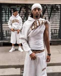 เสื้อฮู้ดสกรีนพิมพ์ลายที่เป็นที่ต้องการสูงสำหรับแบรนด์ระดับโลกพิมพ์ได้ทุกเมื่อและสั่งซื้อจำนวนมากจากต่างประเทศ - Product Image 4