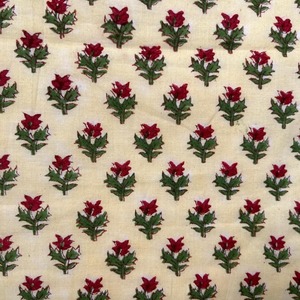 Petite trousse de maquillage en coton matelassé fait main style bohème avec impression en blocs Cadeaux de voyage personnalisés pour femmes - Product Image 4