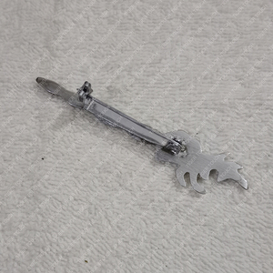 Diseño de cardo contemporáneo Kilt Pin Ciervo anudado con acabado antiguo hecho de cobre - Product Image 3