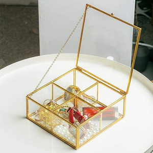 Nouvelle Boîte à Bijoux Moderne en Métal et Verre avec Cadre Doré, Faite à la Main, Design Personnalisé, Forme et Taille sur Mesure, Organisateur de Bijoux pour Femme - Product Image 6