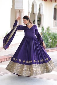 Vestido Salwar Kameez / Anarkali Tradicional de 3 Metros de Largo con el Diseño Más Atractivo, a Precio de Mayoreo de SIE 2026 - Product Image 6