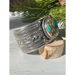 Bracelet manchette tendance Jereme Delgarito en turquoise naturelle Pilot Mountain et argent sterling - Product Image 3