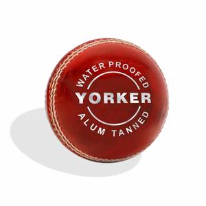 Pick 6 KC ENTERPRISES Yorker Red Leather Cricket Balls Peso 156gm-160gm Mejor calidad Estándar internacional ALUM Tannde - Product Image 5