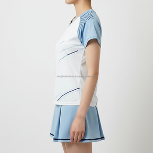Conjunto de Uniforme de Bádminton Personalizado OEM para Mujer, Camiseta de Manga Corta con Mangas Raglán en Contraste y Falda - Product Image 4