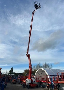 Nueva Plataforma Elevadora Híbrida Nifty HR21 de 18m, Camión con Plataforma Aérea de Brazo Combinado, Vehículo Elevador de Brazo Mixto, Diésel, para Terrenos Difíciles, Uso en Exteriores - Product Image 4