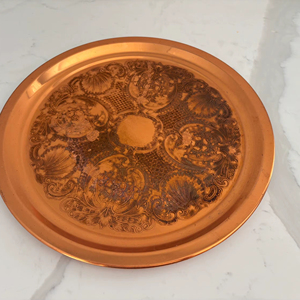 แท่นชาร์จสีโรสโกลด์หรูหราสำหรับตกแต่งโต๊ะในงานแต่งงานใช้รับประทานอาหารชั้นดีเหมาะสำหรับงานปาร์ตี้และงานรื่นเริง - Product Image 1