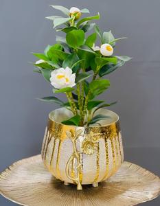 Vase à fleurs en aluminium moulé orné pour accessoires d'intérieur de luxe, avec un savoir-faire détaillé et une finition riche - Product Image 6