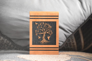 Urna de cremación de diseño de madera de árbol de la vida urnas de cremación de recuerdo conmemorativo grabadas para cenizas humanas - Product Image 4