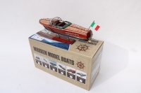 Modelo de Barco Rectangular Riva Ariston de 25 cm, Hecho a Mano en Madera, con Diseño de Naturaleza Muerta Pintado, de Lujo |   Regalos especiales para coleccionistas de decoración del hogar