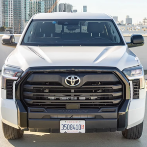 LISTO PARA CONDUCIR - USADO, VOLANTE A LA IZQUIERDA |   CONDUCCIÓN DERECHA |   TOYOTA TUNDRA SR DOBLE CABINA 2022 CON 48,000 MILHAS - Product Image 1