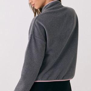 Pull à col zippé 1/4 en laine léger de haute qualité pour femmes, pull oversize unisexe à col zippé 1/4, vente en gros - Product Image 3