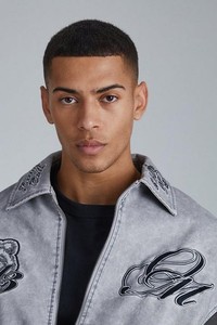 Veste de moto courte en cuir de vache véritable OEM, broderie officielle d'ours, unisexe, taille plus, coupe ample pour l'hiver - Product Image 5