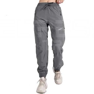 Pantalon de survêtement cargo décontracté pour femme, couleur unie, avec poches, idéal pour le fitness, le jogging, le yoga, la randonnée en extérieur, respirant et à séchage rapide - Product Image 4