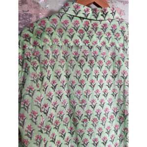 Camisa Casual para Hombre/Unisex, 100% Algodón, Estampada a Mano, Ecológica, con Diseño Floral, Cuello Mao, Estilo Veraniego Costero, Tejido Popelín - Product Image 4