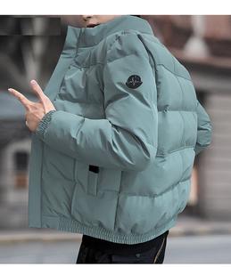 Veste bouffante à capuche de luxe pour hommes, manteau chaud matelassé respirant coupe-vent léger isolé pour les aventures en plein air en hiver - Product Image 5