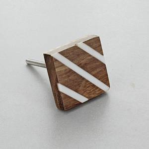 Boutons de luxe sur mesure en résine de bois pour meubles sur mesure prix bas par le fabricant indien AALIYAN IMPEX - Product Image 1