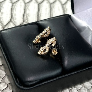 Boucles d'oreilles clous en zircon baguette dorées de luxe Stonewels, style hip-hop, bijoux imposants, certifiées IGI - Product Image 3