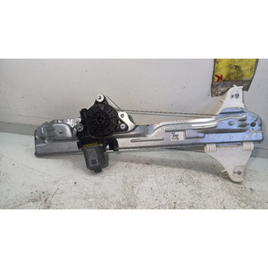 Mecanismo Regulador de Ventanilla Trasera Derecha HYUNDAI Kona Serie 82450J9000/83402-J9000 D4FE (17>) - Product Image 1