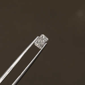 0.75 carats coupe rayonnante VS1 clarté IGI certifié laboratoire cultivé F couleur diamant pierre en vrac pour la fabrication de bijoux - Product Image 2