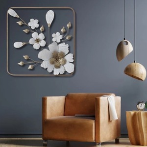 Art mural moderne à fleurs carrées en métal artisanal Décor floral pour salon chambre bureau mariage Produit suspendu très vendu - Product Image 2