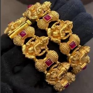 กำไลข้อมือแบบเปิดได้สองชุด ชุบทองคำแท้คุณภาพดีเยี่ยม ดีไซน์สวยงาม สำหรับงานแต่งงานและเทศกาลต่างๆ สำหรับผู้หญิง - Product Image 1