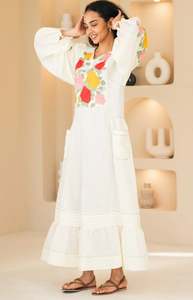 Maxi vestido de algodón bordado ucraniano para mujer, traje de playa informal de manga larga tejido ecológico, el mejor bordado Ucraniano - Product Image 2